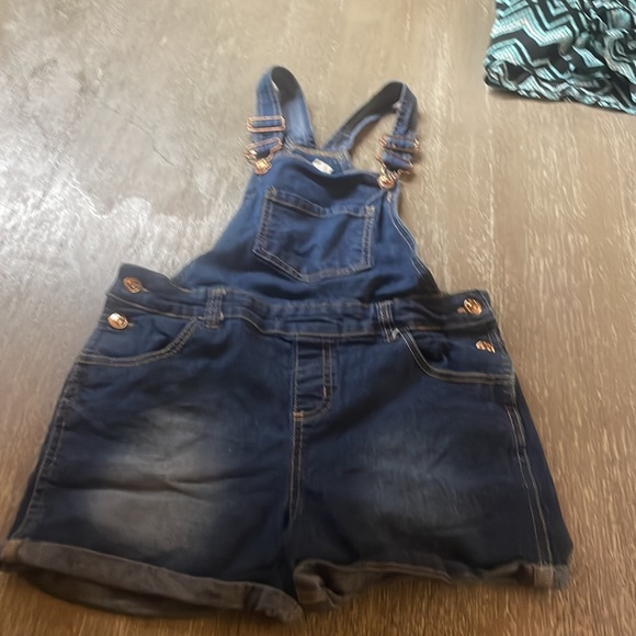 Two pairs girls overalls - Picture 3 of 4